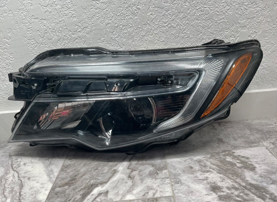 2016-22 Honda Pilot Ridgeline Left Driver Side Headlight OEM
