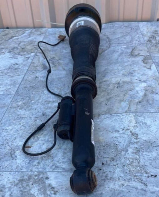 2007-13 Mercedes W221 S550 Rear Right Air Suspension Shock Strut OEM LOCAL