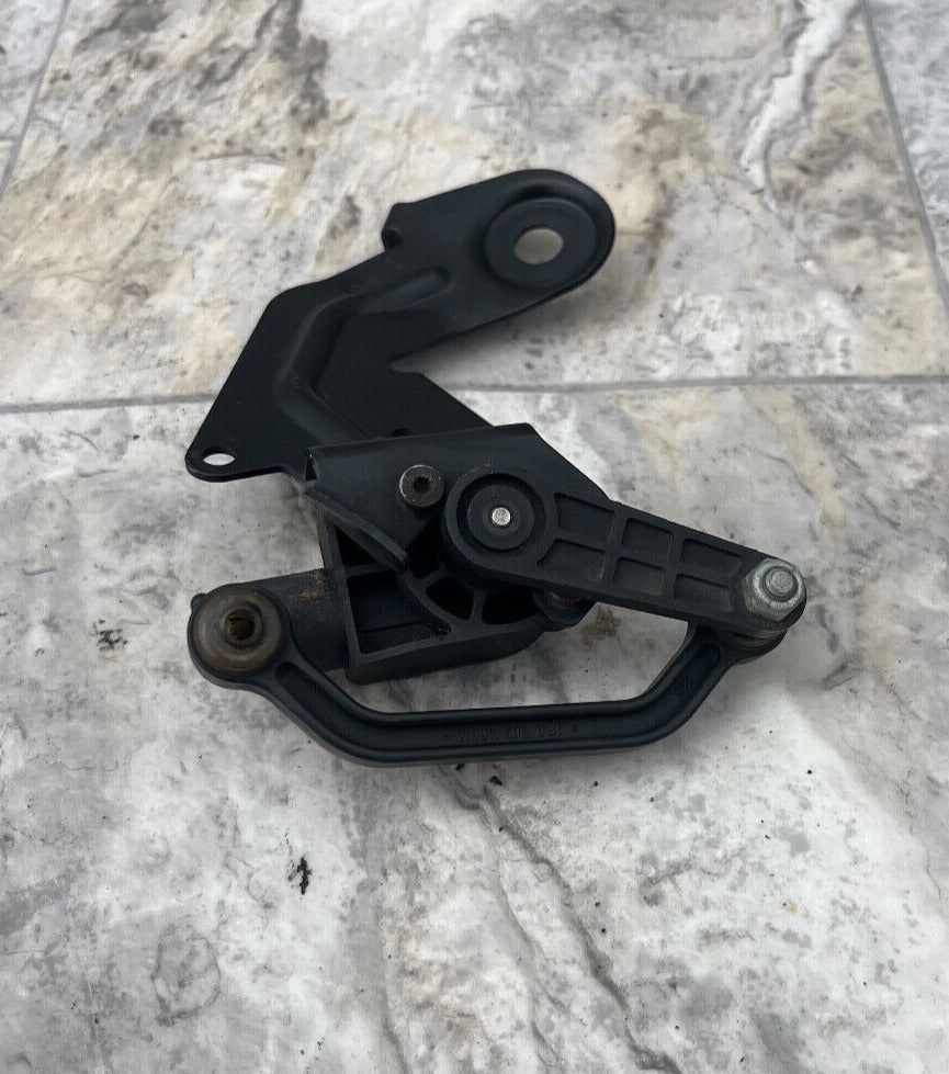 2005-11 Audi A6 Rear Left Side Headlight Leveling Sensor w/Bracket OEM