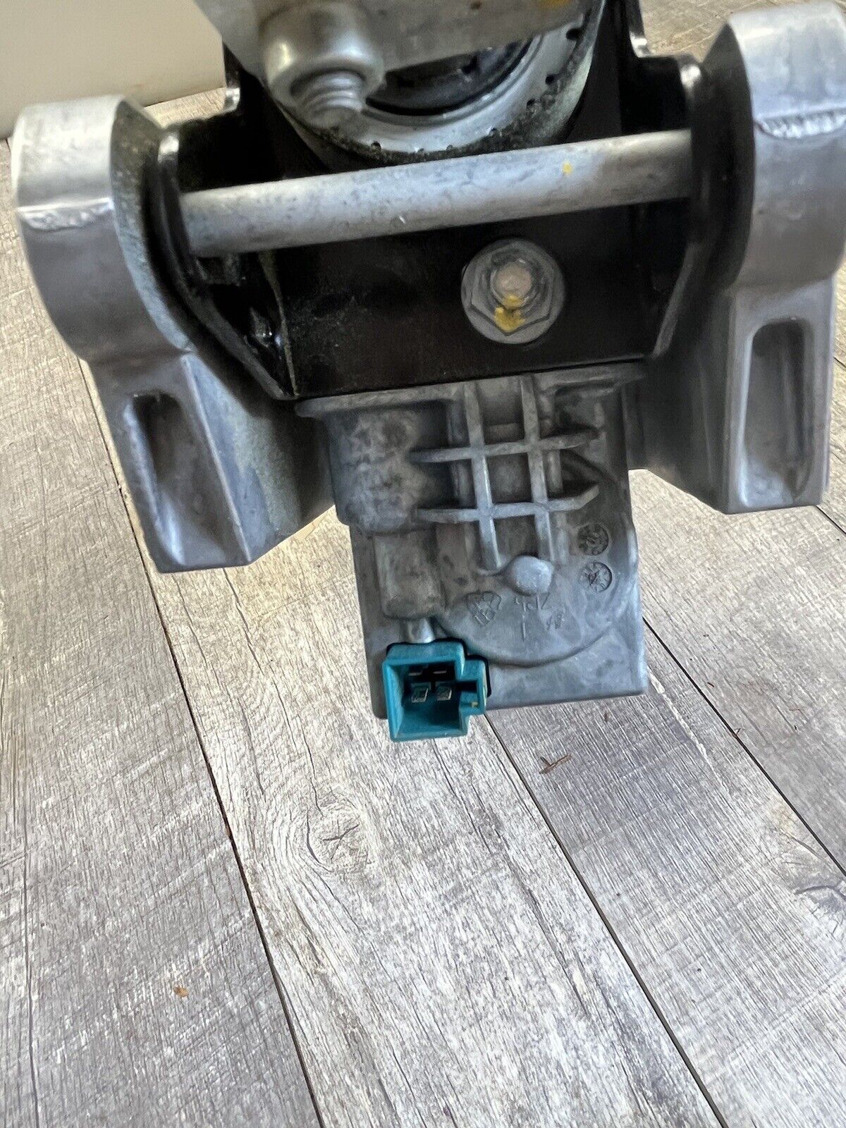 2008-11 Mercedes W204 C300 RWD Steering Column Wheel OEM