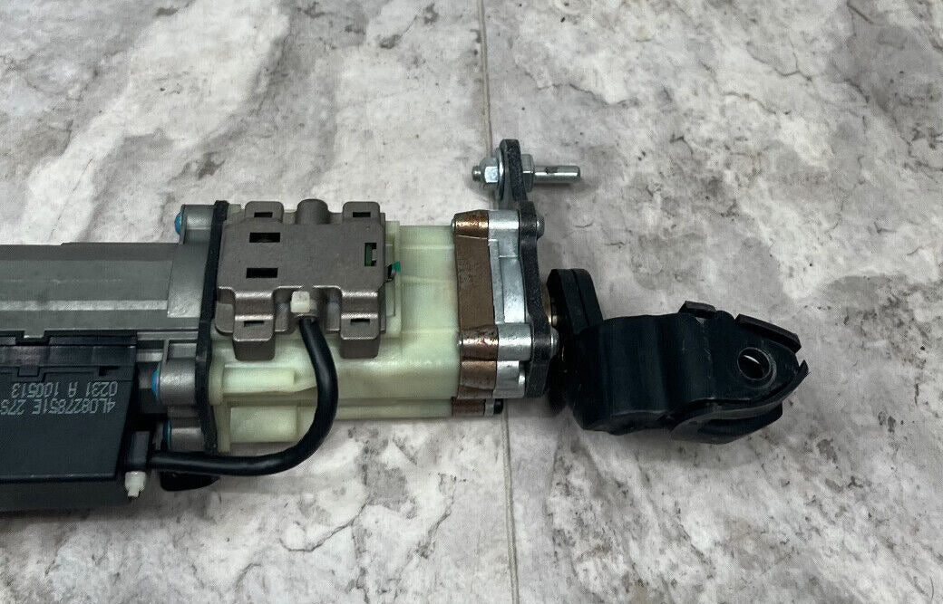 2007-15 Audi Q7 Rear Left Liftgate Power Pull Down Motor Drive Unit & Hinge OEM