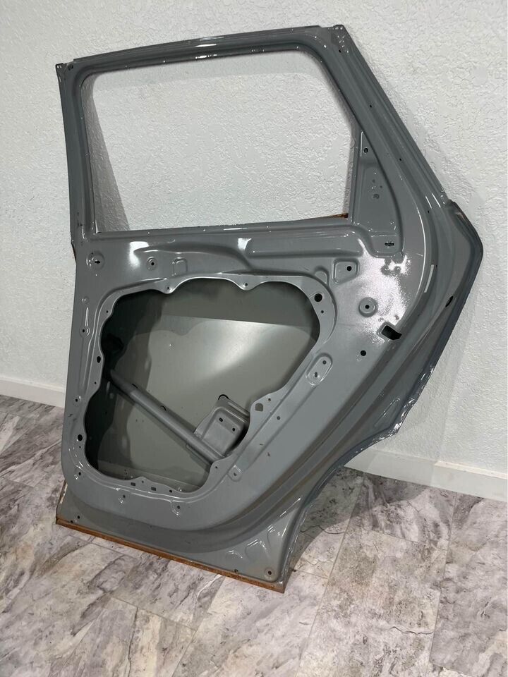 2023-24 Kia Sportage Rear Right Side Door Shell OEM LOCAL PICK UP