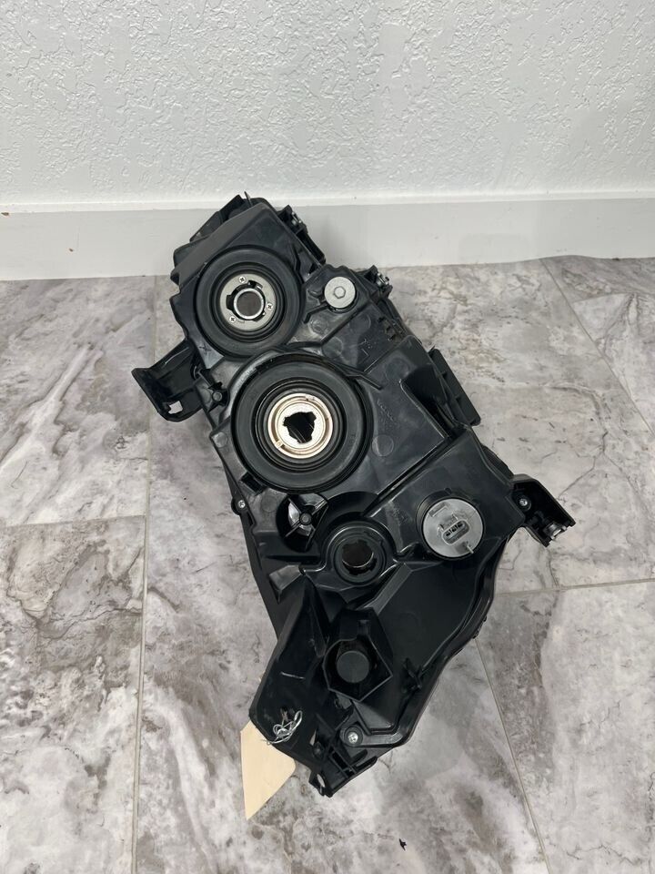 2016-20 Honda Civic Left Driver Side Headlight Halogen OEM