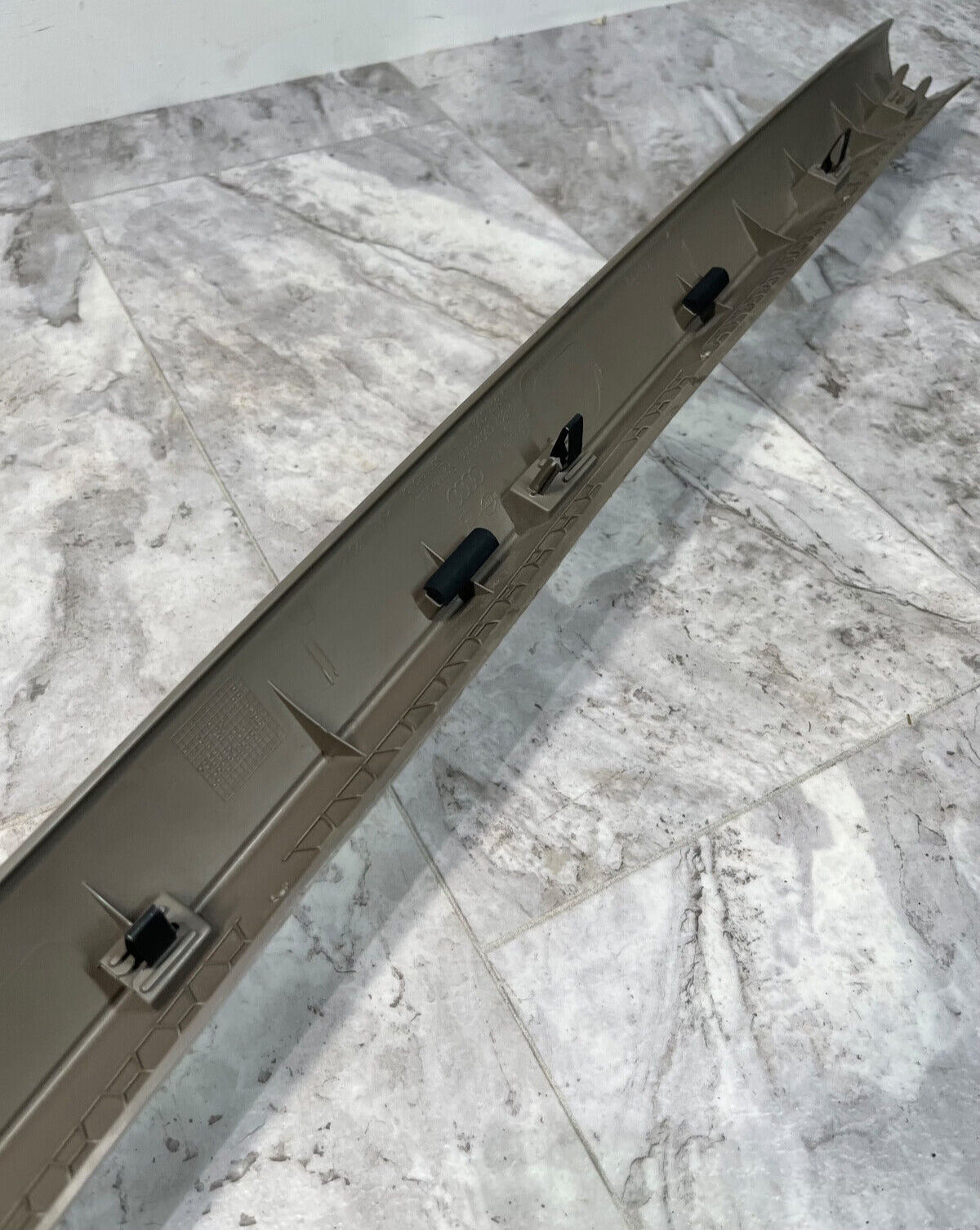 2007-15 Audi Q7 Upper Center Trunk Hatch Trim Panel OEM