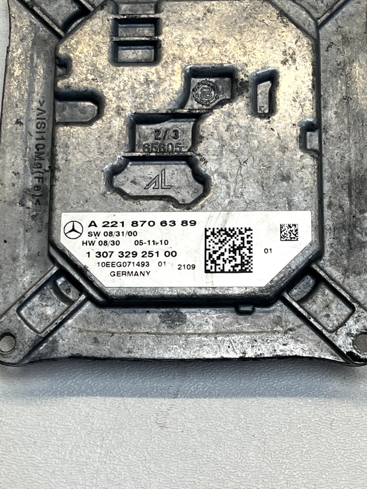 2014 Mercedes S550 CL550 LED Headlight Voltage Regulator Ballast Module OEM