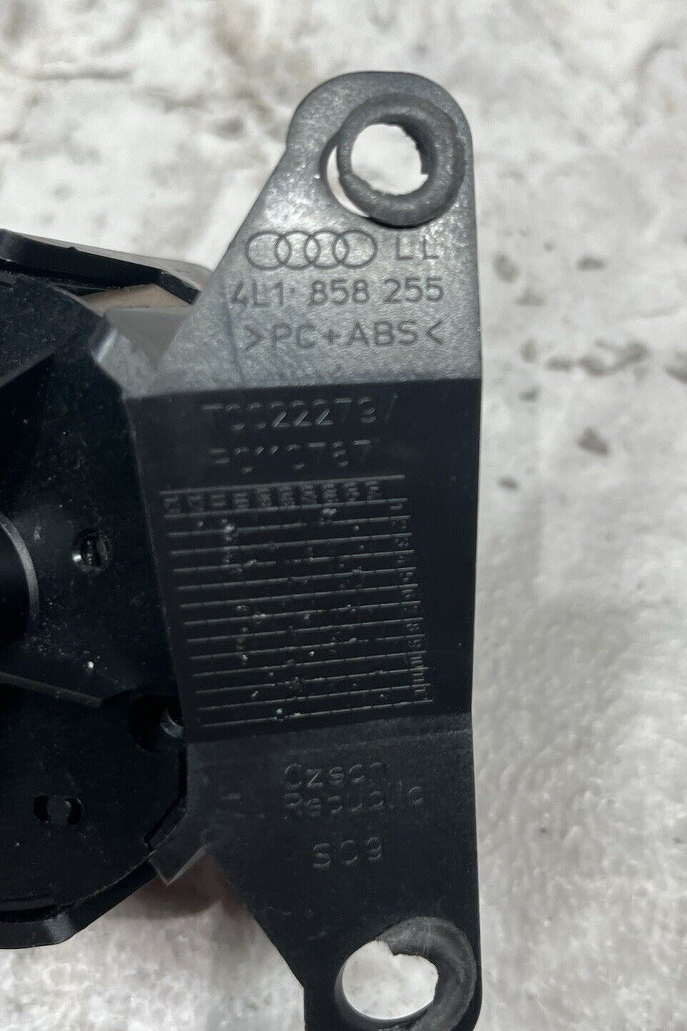 2007-15 Audi Q7 Front Dash Headlight Lamp Control Switch OEM