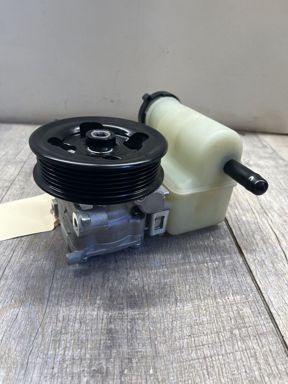 2007-12 Mazda CX-7 Power Steering Pump