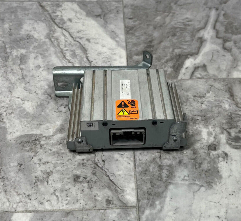 2014-18 Chevrolet Silverado Power Inverter Module OEM 25917882