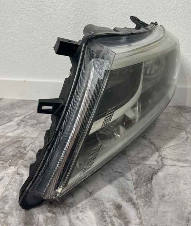 2013-16 Nissan Pathfinder Left Driver Side Headlight Halogen OEM