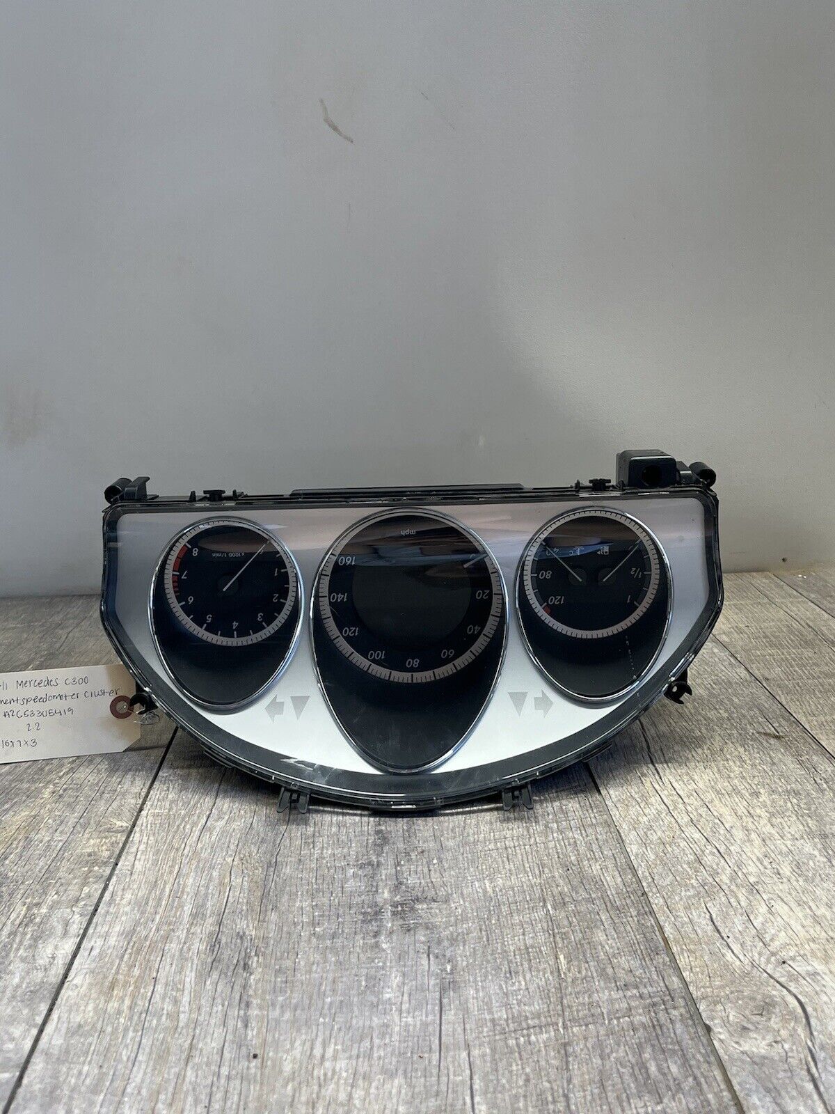 2008-11 Mercedes W204 C300 C350 Instrument Speedometer Cluster OEM