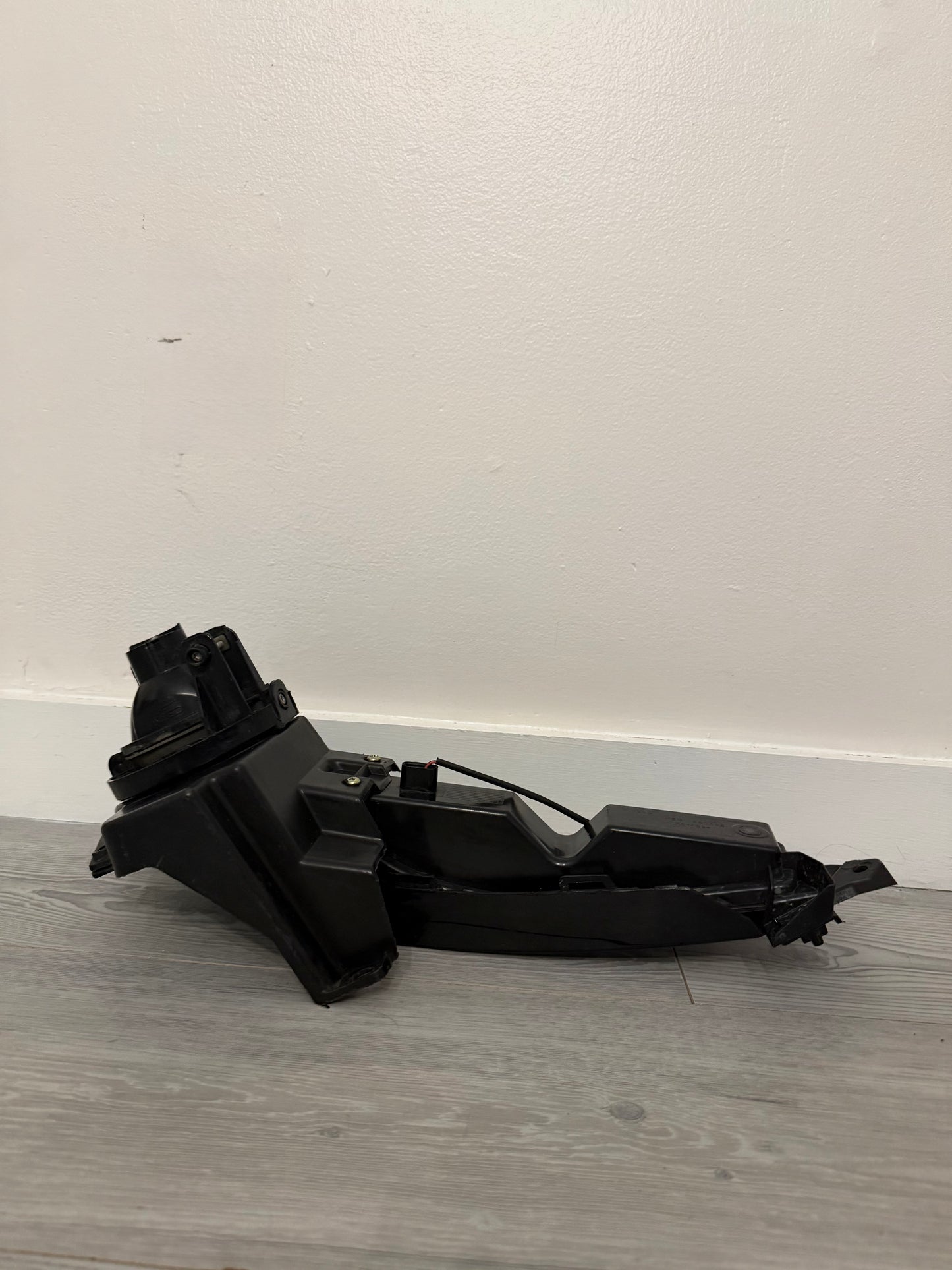 2014-15 Jeep Grand Cherokee SRT Driver Left Fog Light Lamp OEM