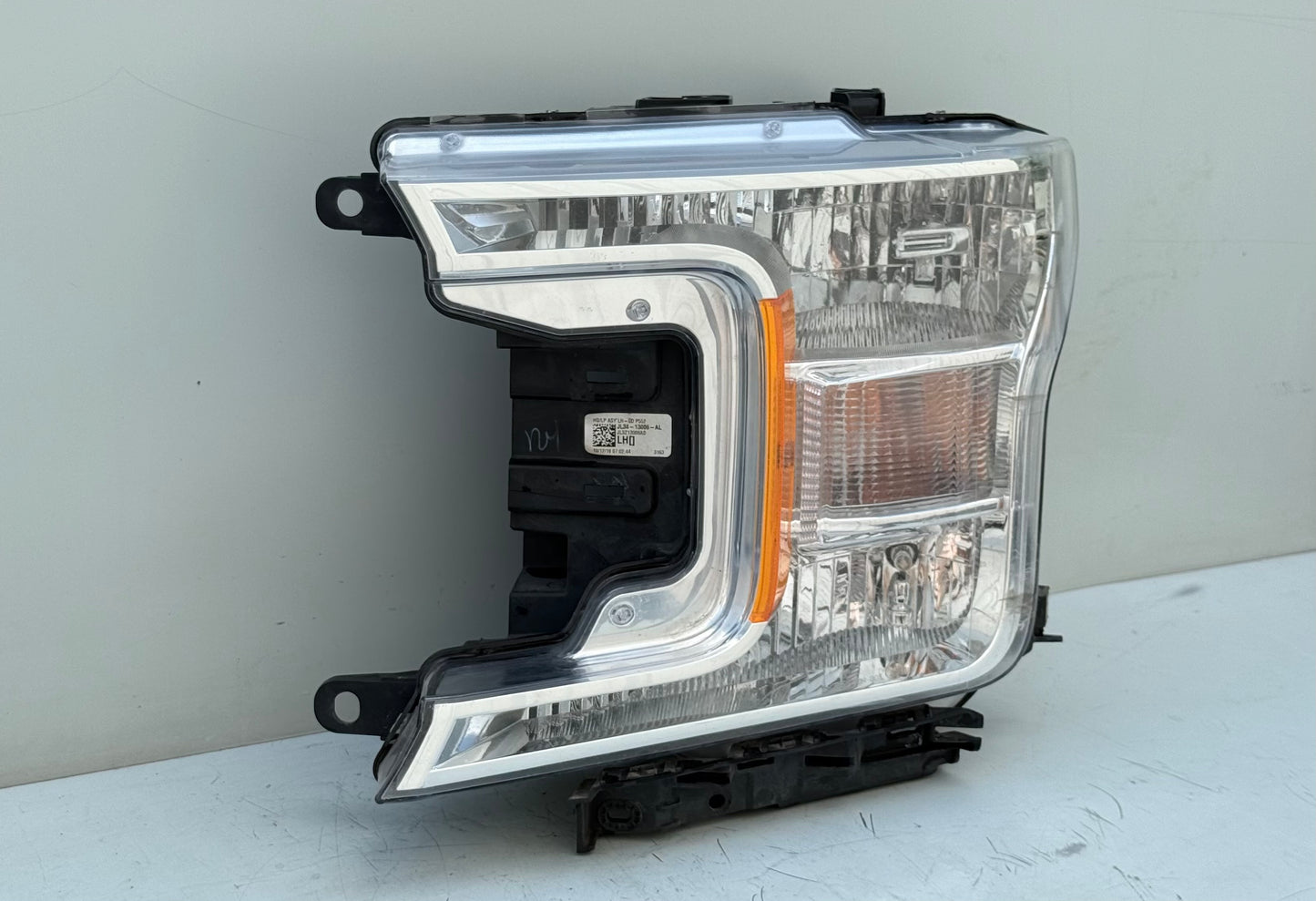 2018-20 Ford F-150 Left Driver Side Headlight Halogen OEM