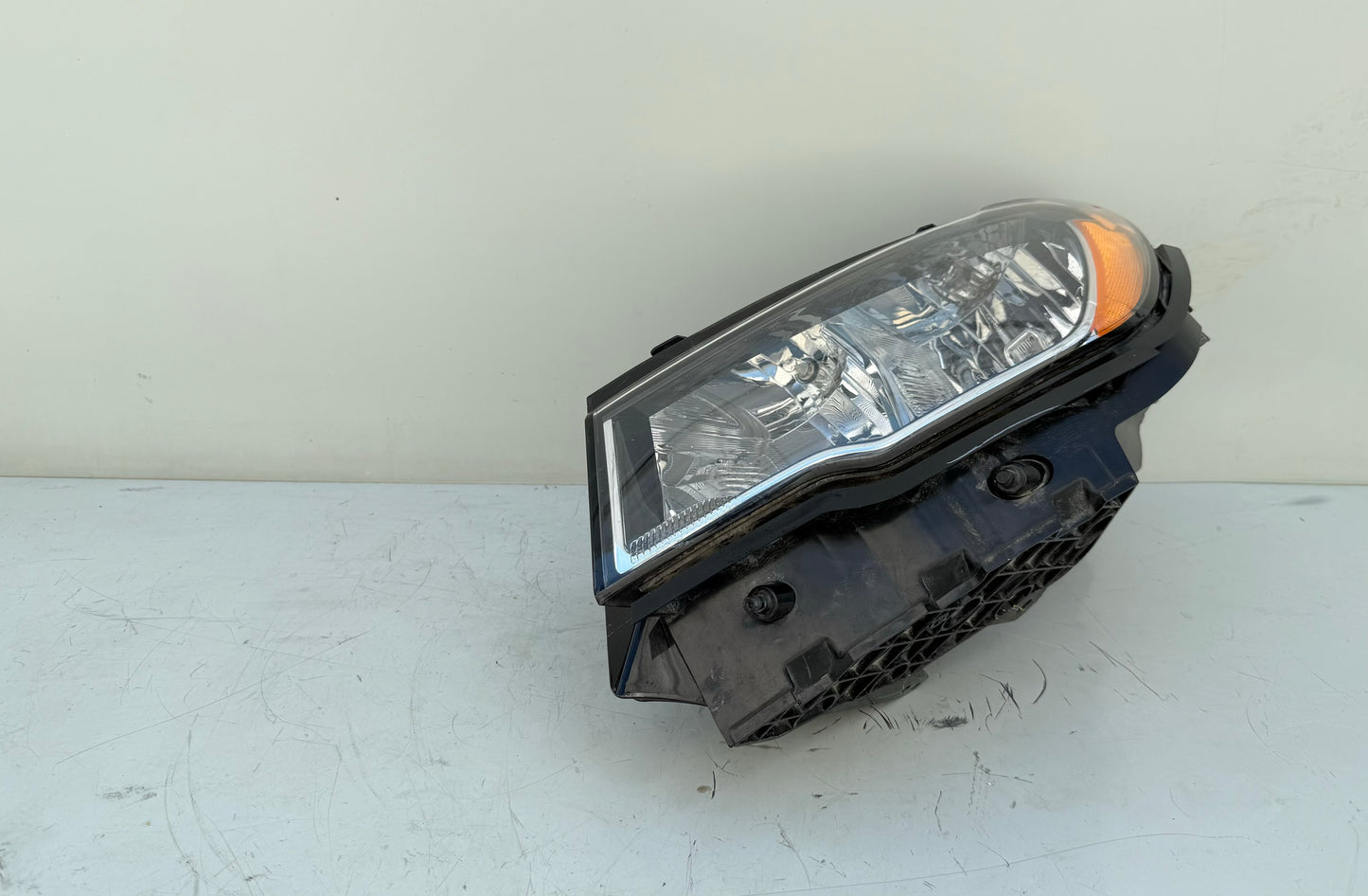 2017-21 Jeep Compass Left Driver Genuine Halogen Headlight Lamp OEM