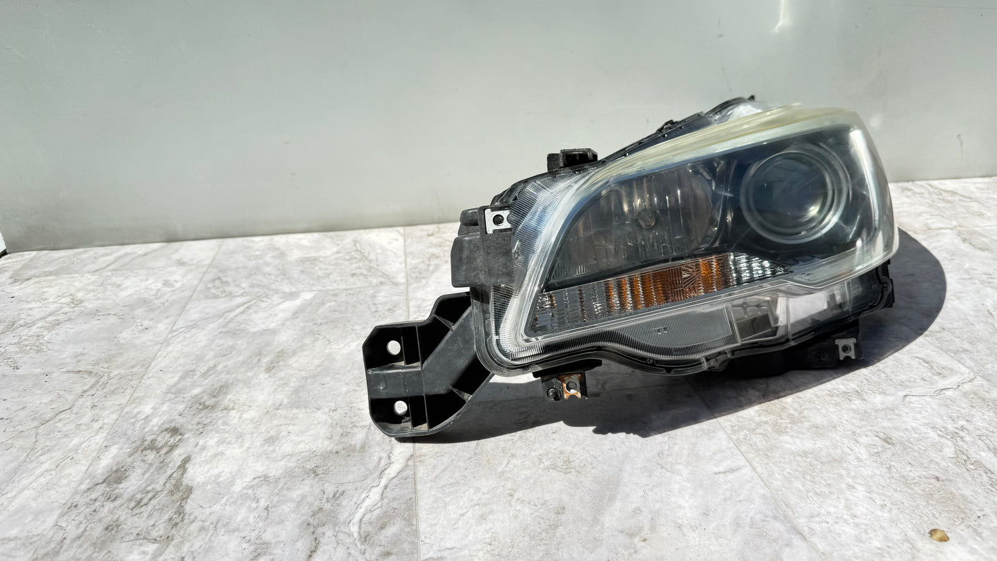 2015-17 Subaru Legacy Right Passenger Side Headlight Halogen/LED OEM