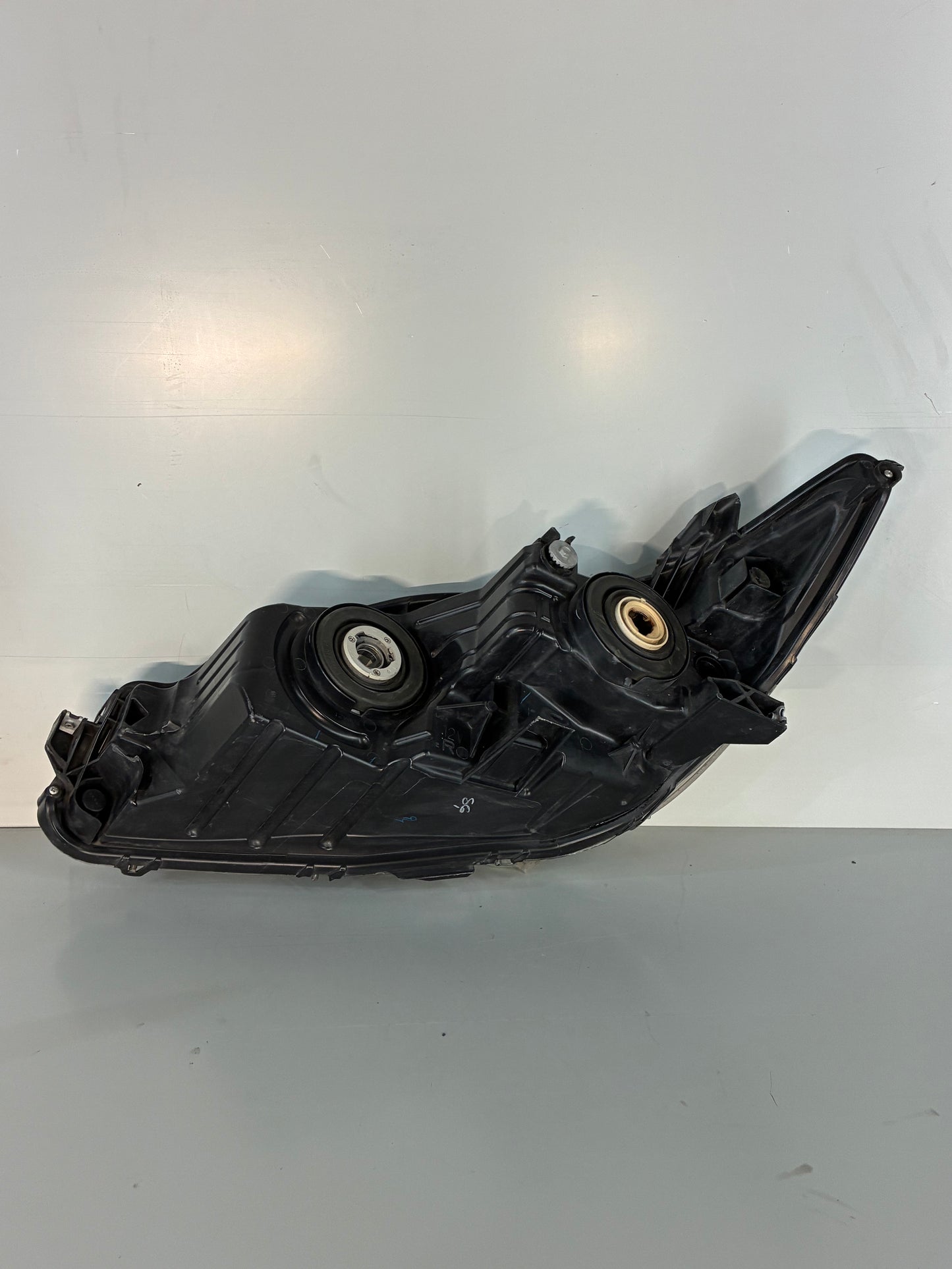 2012-14 Toyota Camry Headlight RH
