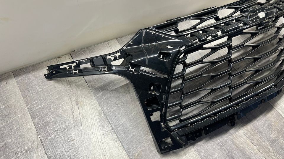 2019-2022 Chevy Blazer RS GRILLE OEM