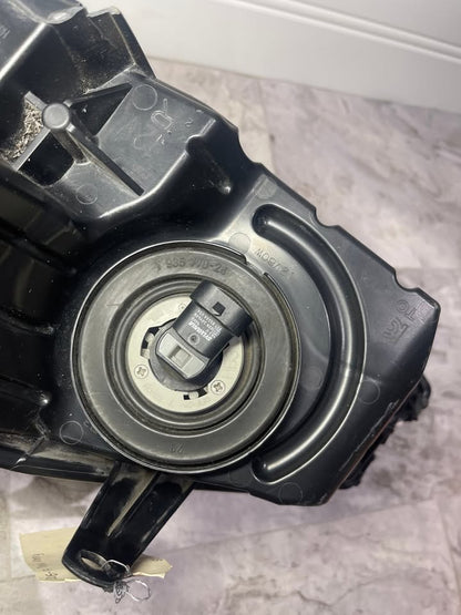 2015-17 Toyota Camry Passenger Right Side Halogen Headlight OEM