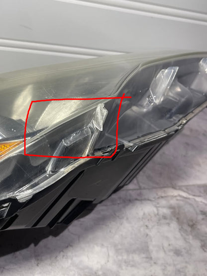 2015-17 Toyota Camry Passenger Right Side Halogen Headlight OEM