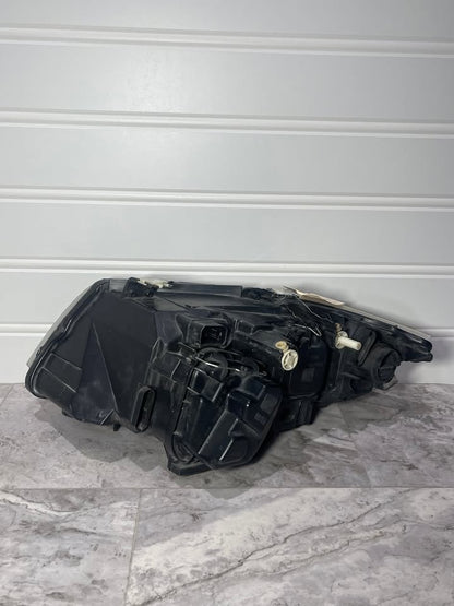 2009-11 BMW 328i 3-Series Right Side Headlight OEM