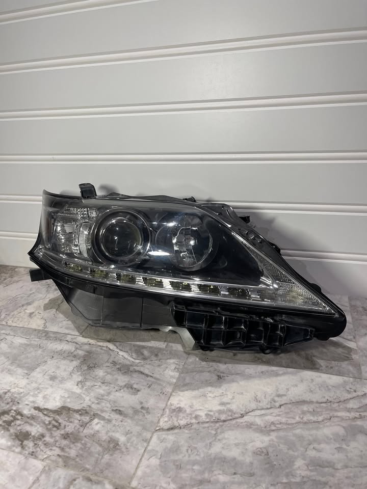 2013-15 Lexus RX350 HID Xenon Right Side Headlight