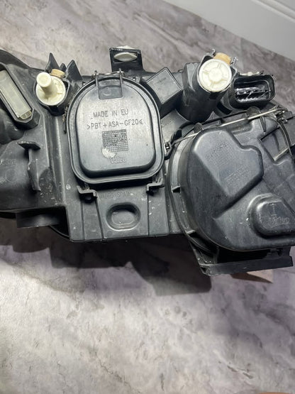 2009-11 BMW 328i 3-Series Left Side Headlight OEM