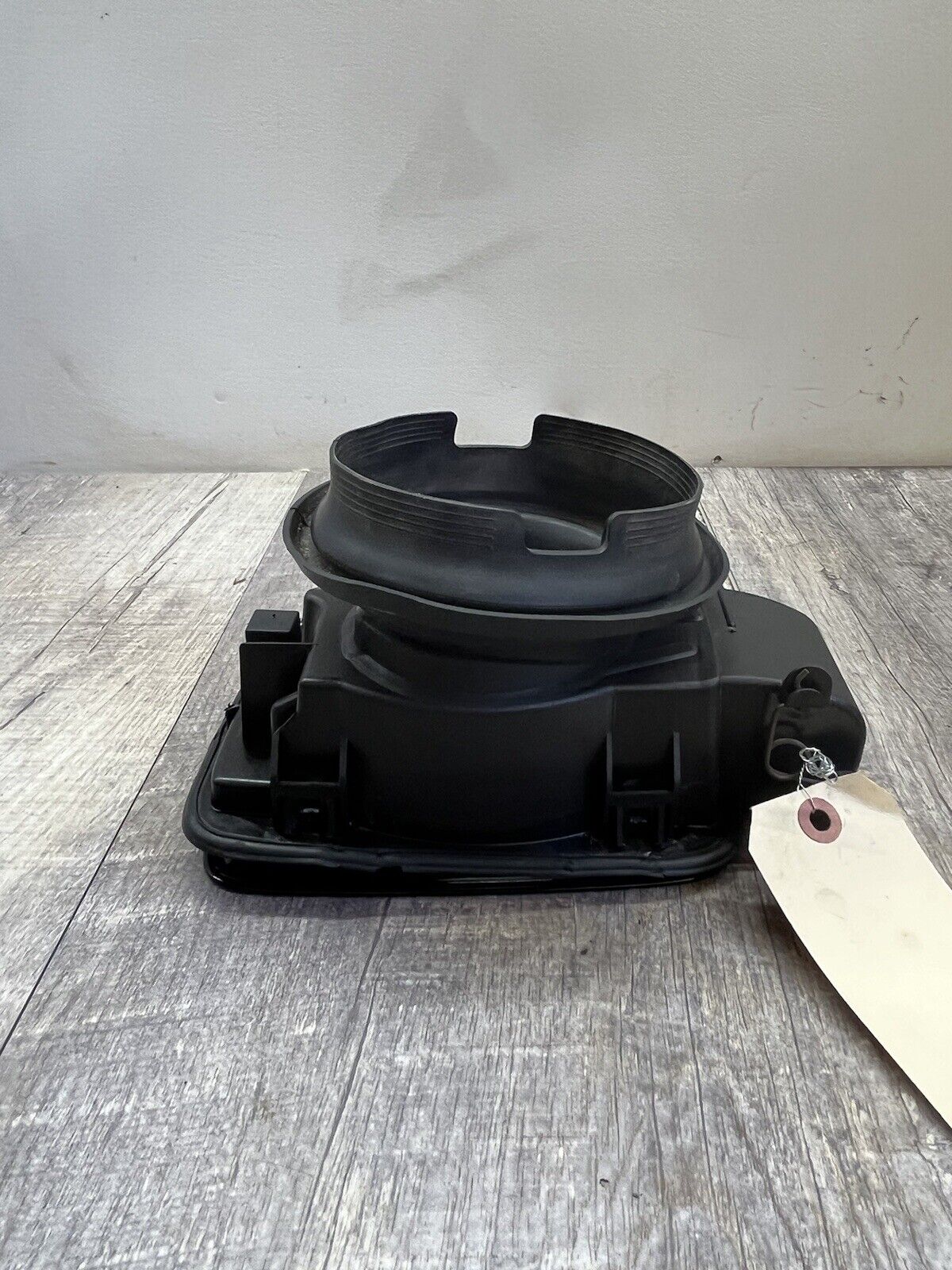 2006-12 BMW E90 E91 328i Exterior Fuel Tank Filler Door Lid Cover Panel OEM