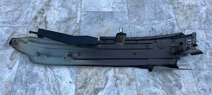 2007-15 Audi Q7 Front Left Fender Upper Reinforcement Support Bracket OEM