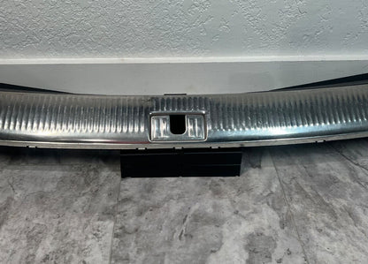 2007-15 Audi Q7 Rear Trunk Sill Scuff Plate Trim Cover Panel Molding OEM