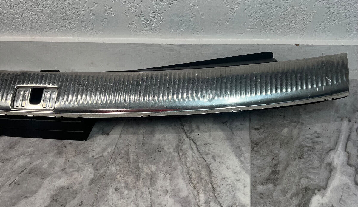 2007-15 Audi Q7 Rear Trunk Sill Scuff Plate Trim Cover Panel Molding OEM