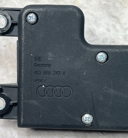 2007-15 Audi Q7 Front Left Driver Seat Adjustment Switch OEM