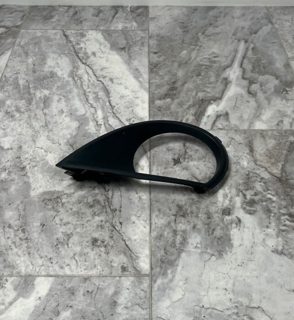 2010-15 Audi Q7 Right Fog Light Grille Trim Cover OEM