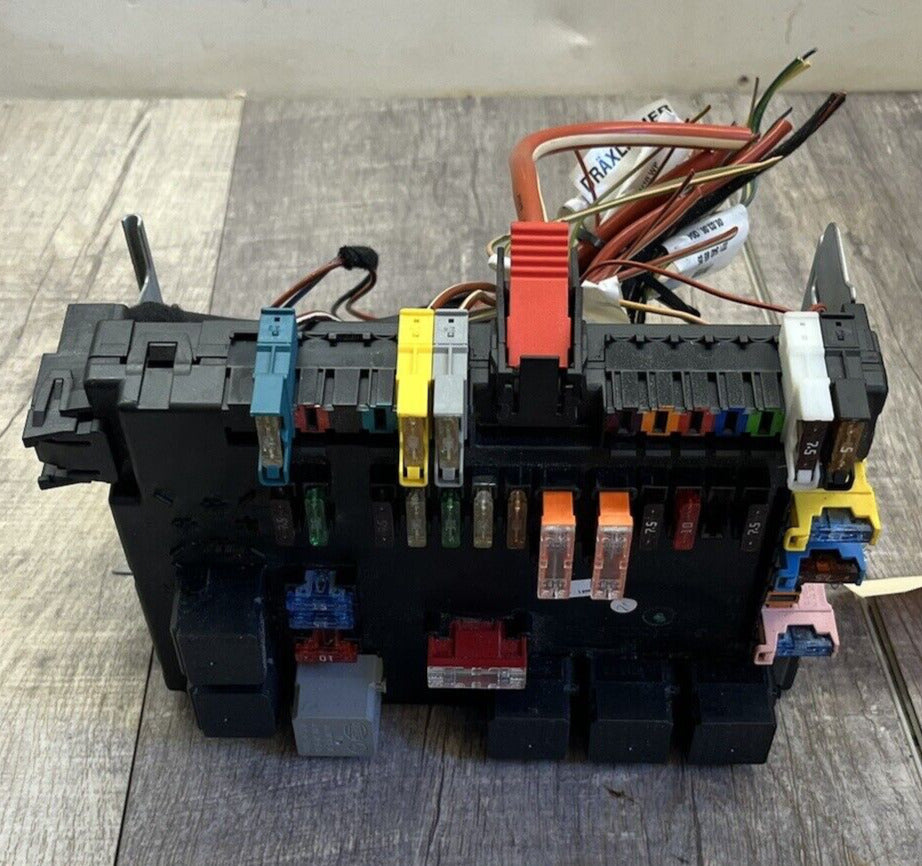 2010-13 Mercedes W221 S550 S63 AMG Rear Sam Fuse Box Relay Module Control OEM