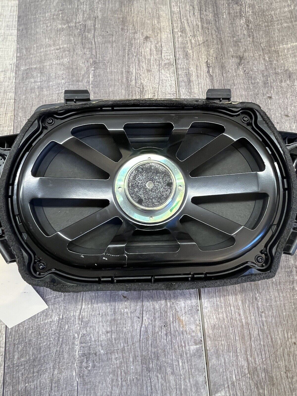 2010-14 Mercedes W221 S550 S400 CL550 Subwoofer Sub Woofer Speaker OEM
