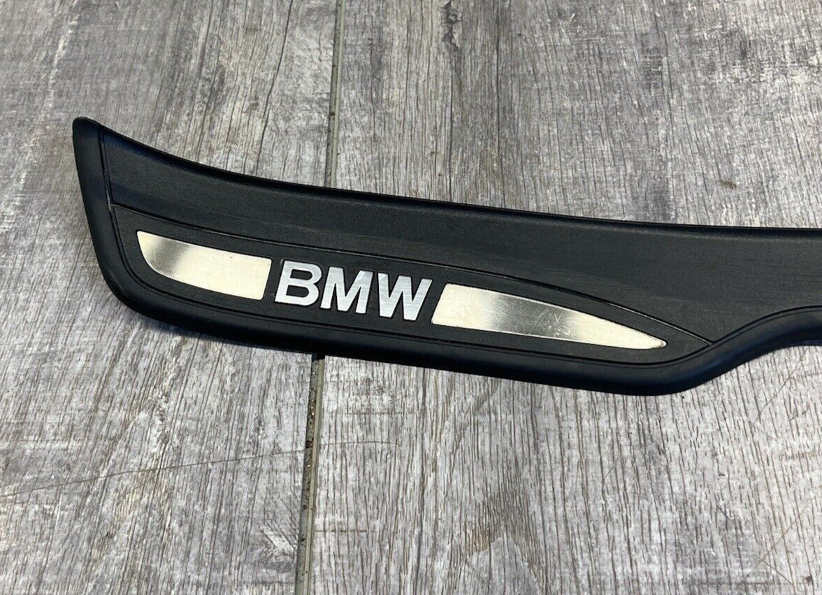 2007-11 BMW E90 E91 328i Rear Left Driver Side Door Scuff Tread Plate OEM
