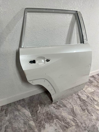2010-23 Toyota 4Runner Passenger Rear Right Side Door Shell OEM LOCAL PICK UP