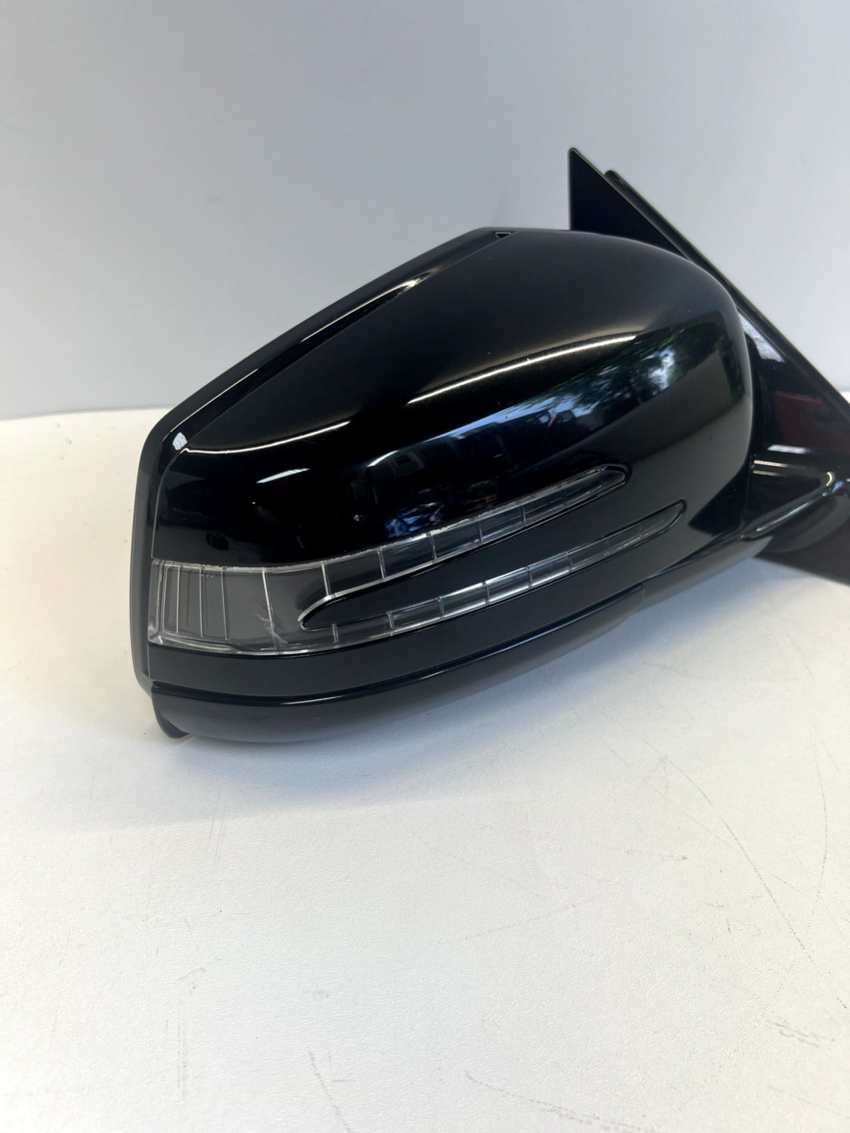 2010-13 Mercedes W221 S550 S63 AMG Rear Right Side Mirror View Door