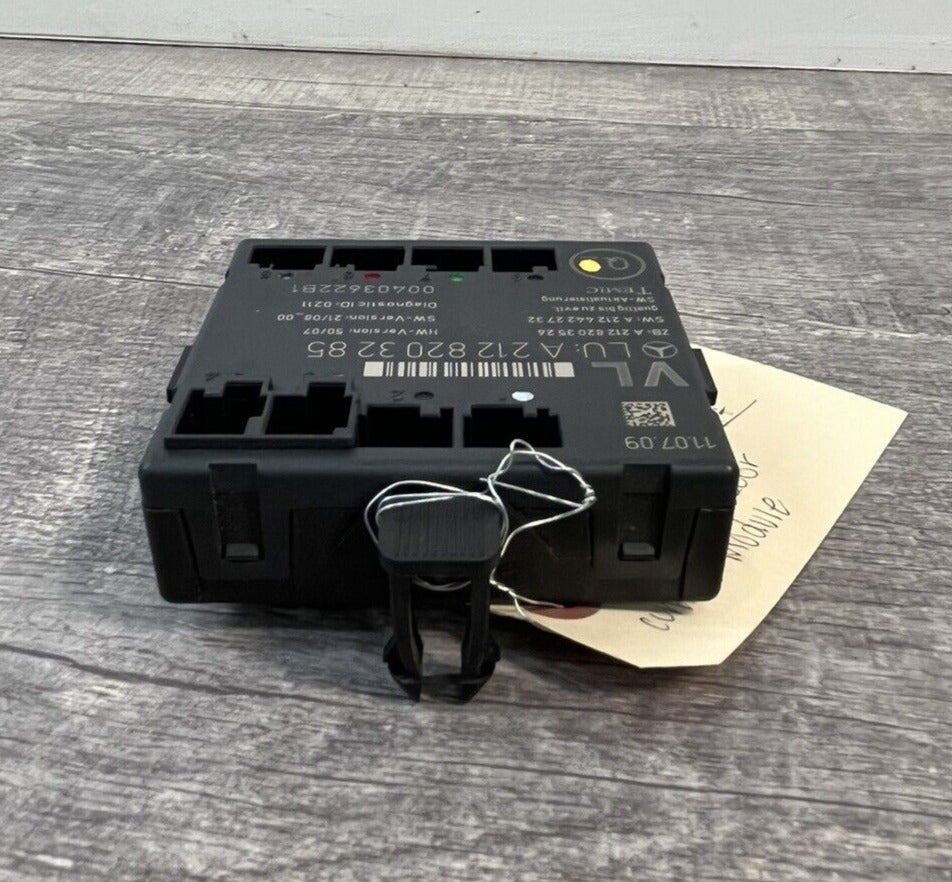 2008-14 Mercedes W204 C300 C350 Front Left Driver Side Door Control Module OEM