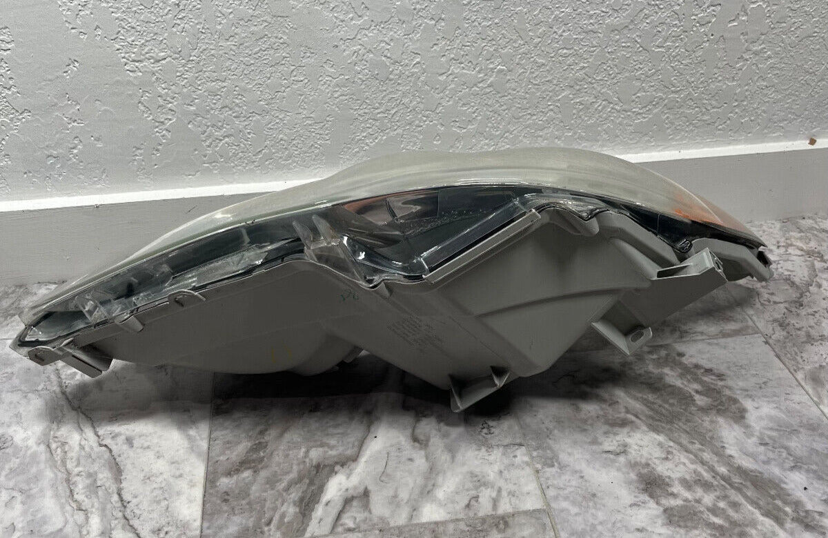 2012-14 Toyota Camry Driver Side Headlight Halogen OEM