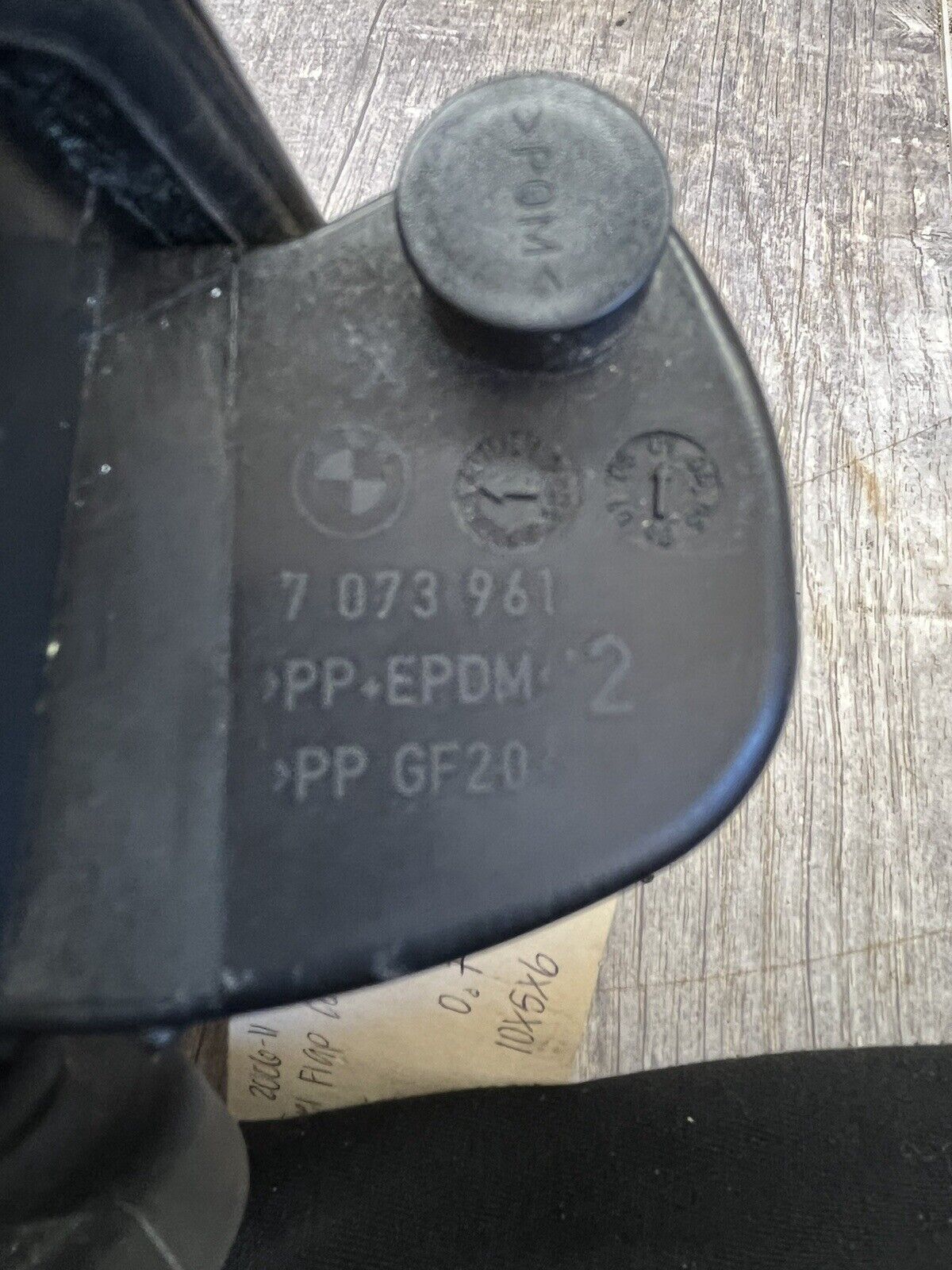 2006-12 BMW E90 E91 328i Exterior Fuel Tank Filler Door Lid Cover Panel OEM