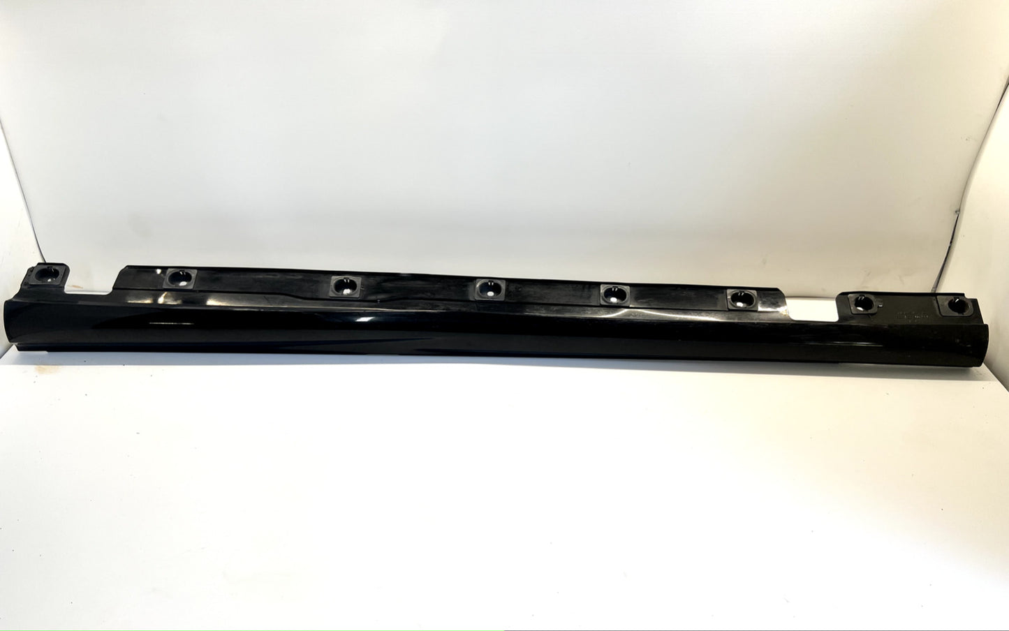 2007-13 Mercedes W221 S550 S400 AMG Sport Left Skirt Rocker Panel Molding OEM