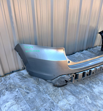 2014-18 Toyota Highlander Rear Bumper Cover OEM