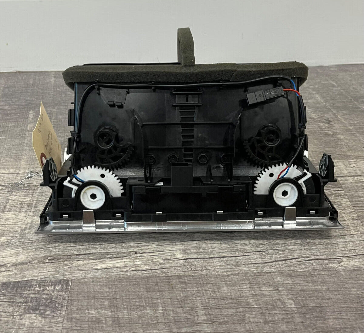 2007-15 Audi Q7 Front Center Dash Heater AC Air Vent Outlet Grill OEM