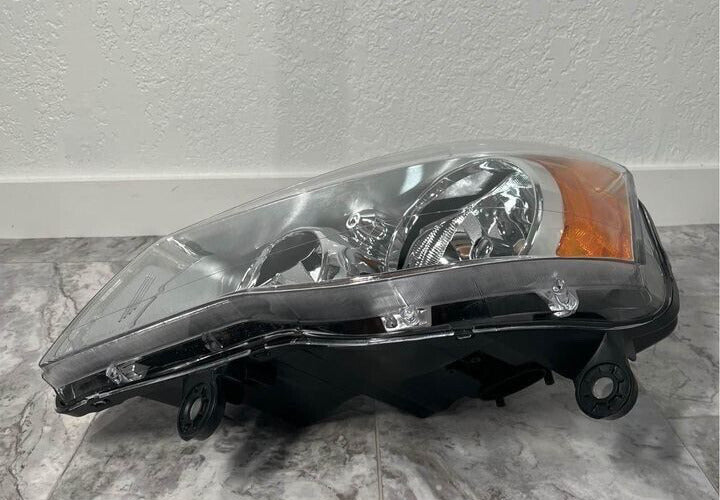 2008-16 Chrysler Town & Country Driver Left HID Xenon Headlight