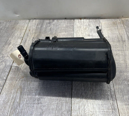 2008-14 Mercedes W204 C300 C280 Fuel Smog Charcoal Canister Evap Evaporator Box