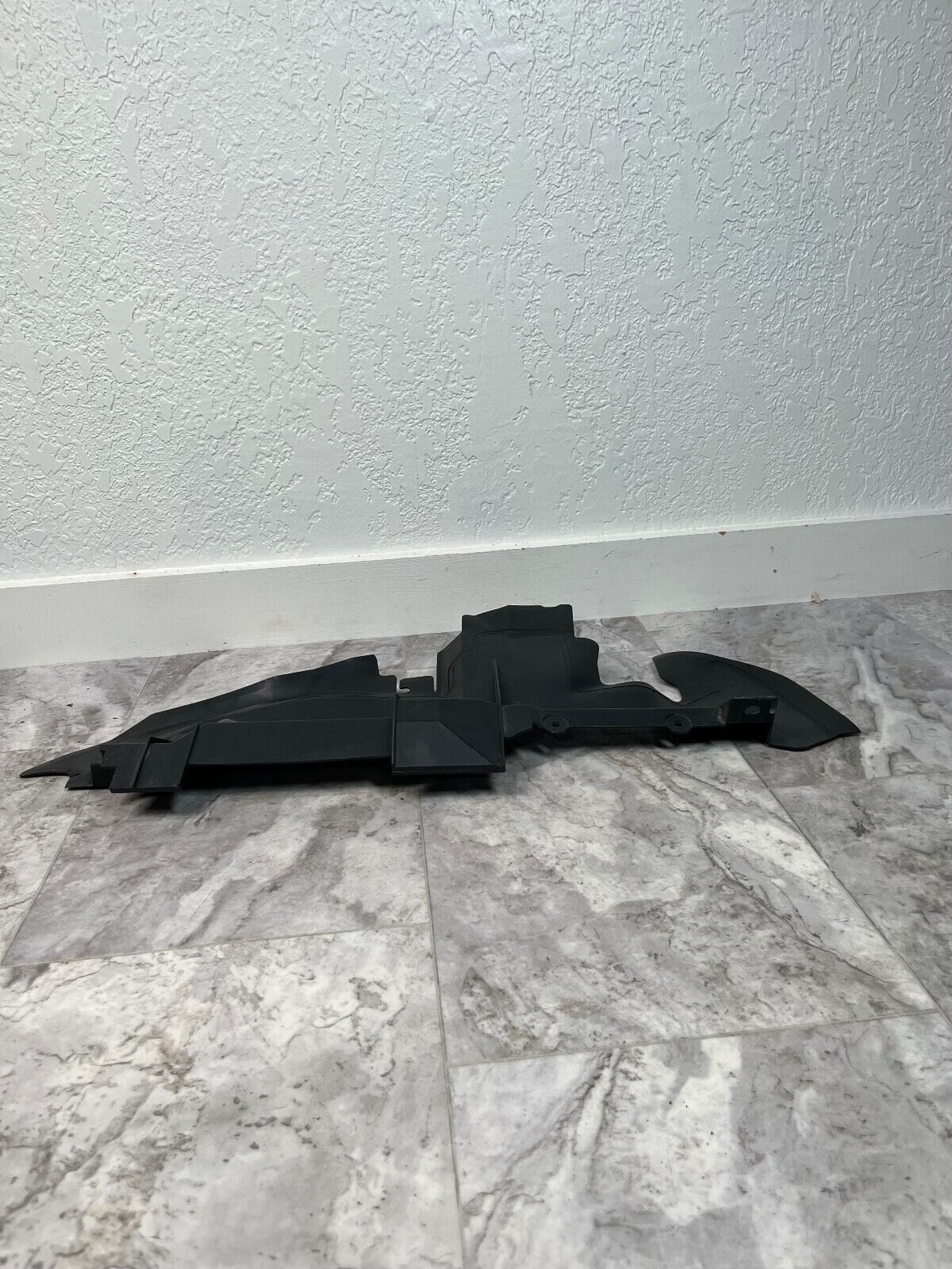 2011-15 Audi Q7 Front Left Radiator Air Guide Duct OEM