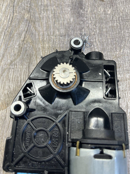 2006-11 BMW E90 E91 E92 E93 328i 335i Sunroof Moonroof Actuator Motor OEM