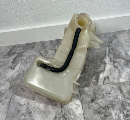 2005-10 Dodge Chrysler 300 Radiator Coolant Recovery Reservoir