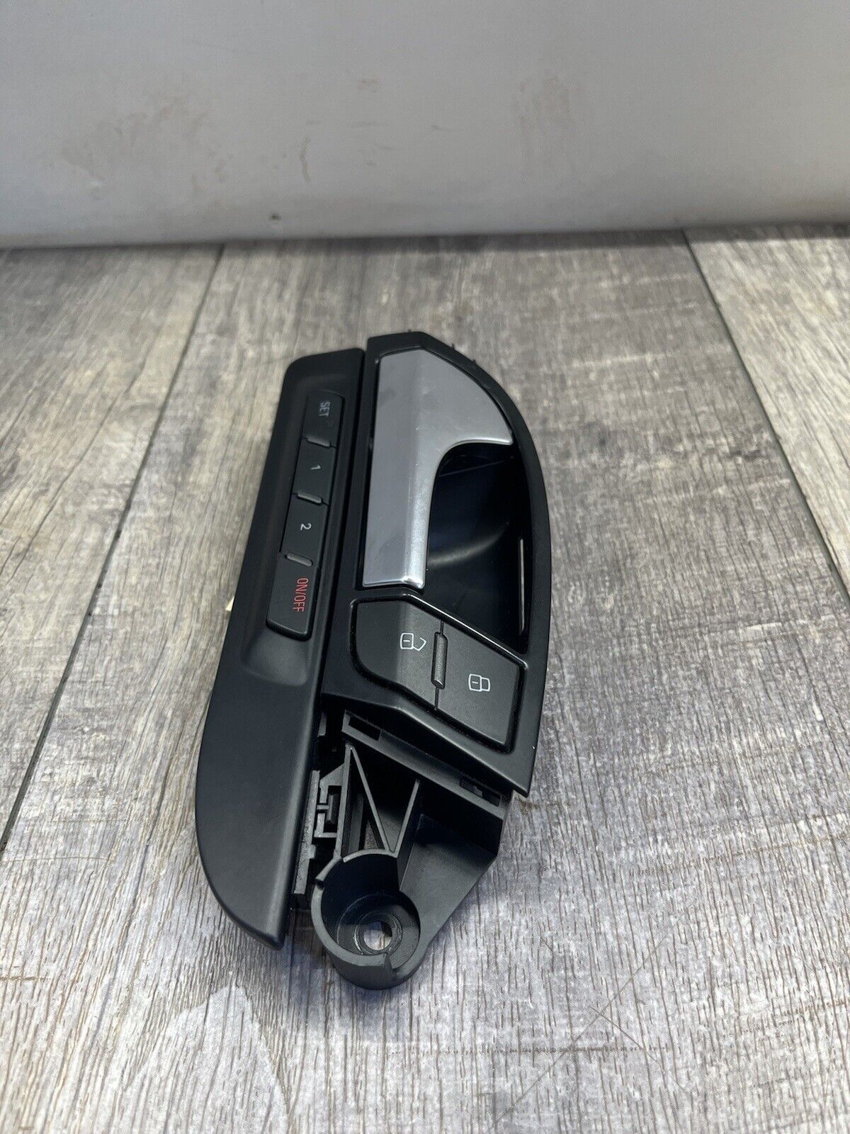 2007-15 Audi Q7 Front Left Side Interior Door Handle With Switch & Memory OEM