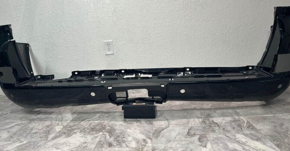 2016-20 Lexus LX570 Rear Bumper Plastic Cover Panel Factory OEM LOCAL PICK UP