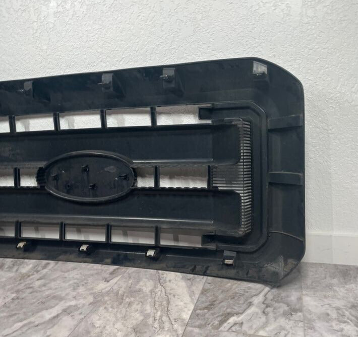 2011-16 Ford F250 F350 Front Radiator Grill Super Duty OEM